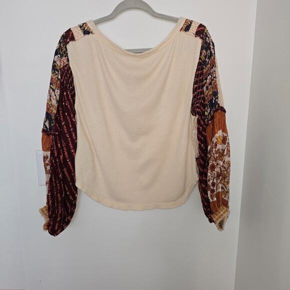 Free People Light Magic Henley Top Size XS Cream Combo Balloon Patchwork Sleeves - Picture 5 of 8